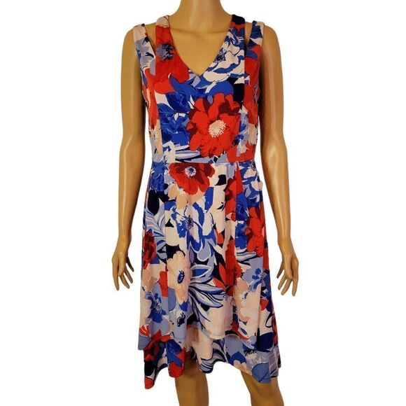 En Focus Studios Layered Floral Dress (Size 6) - Picture 2 of 8